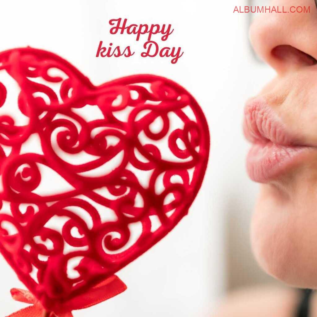 Kiss day