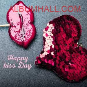 Kiss day